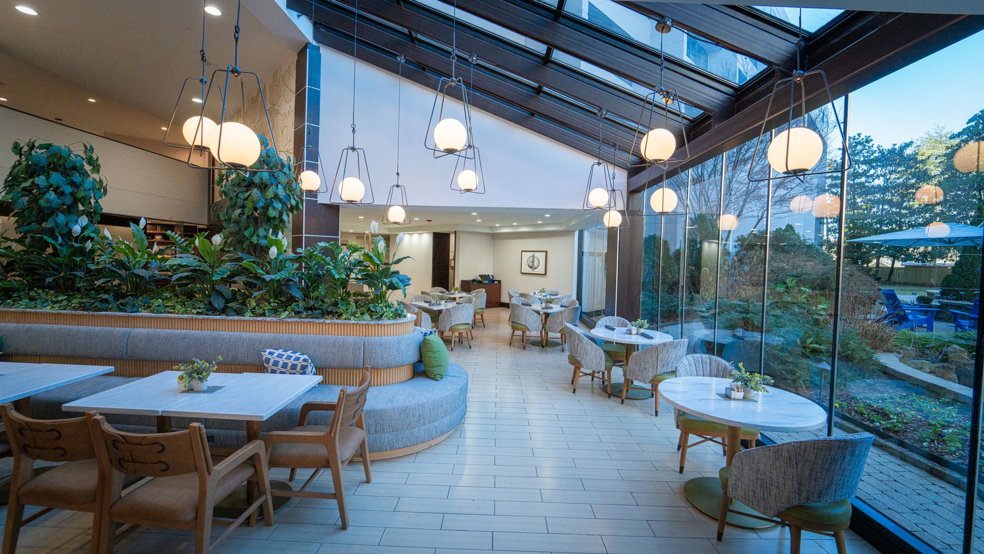 Hyatt Regency Suites Atlanta Northwest - Image 2